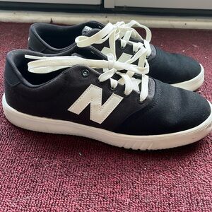 New Balance men’s Ct10 V1 sneaker. Size 8 1/2